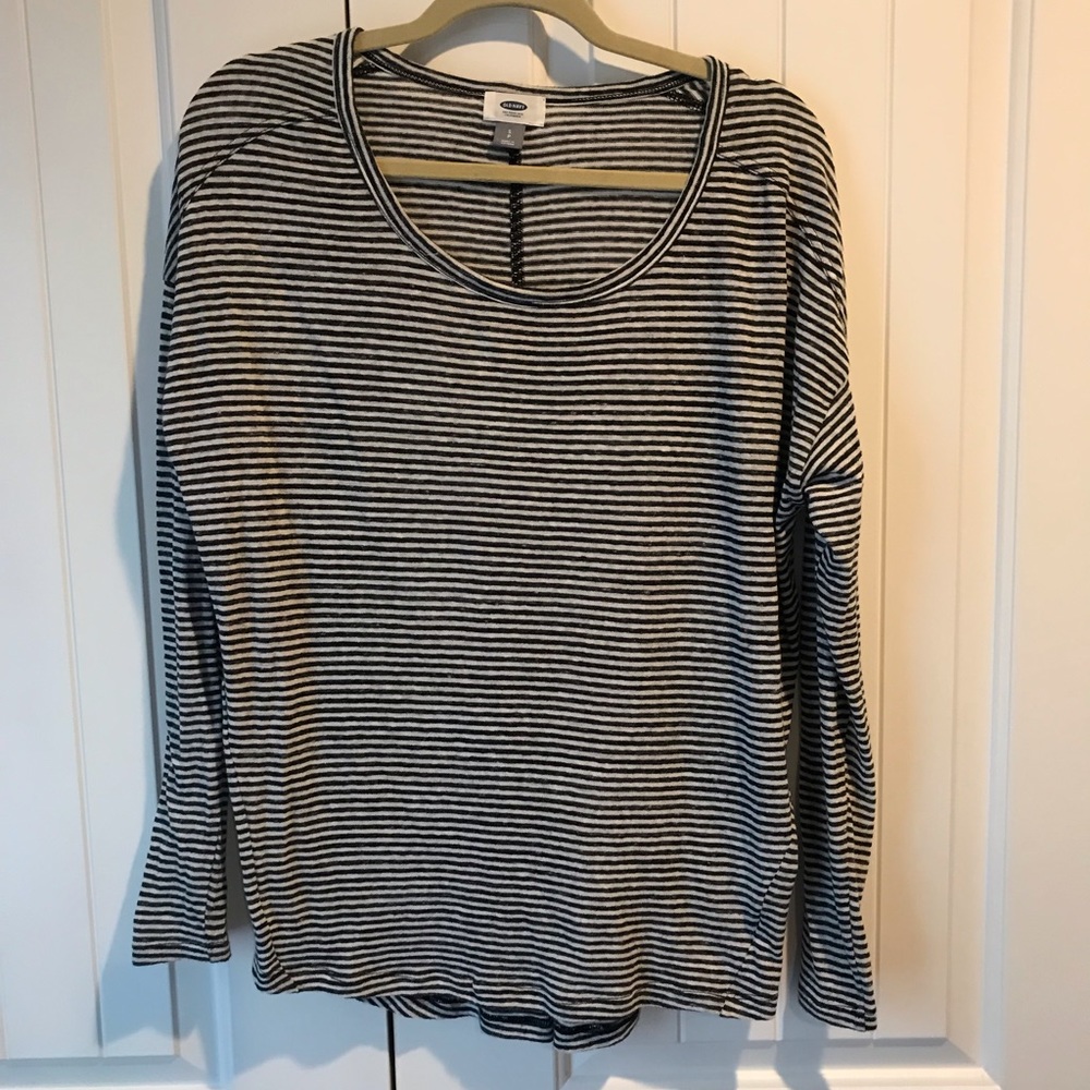 Long sleeve light weight striped shirt